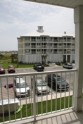 ./photos/galveston_july_2008/06_view_from_frontdoor.jpg