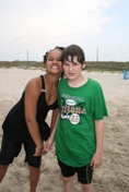 ./photos/galveston_july_2008/19_kids_at_beach2.jpg