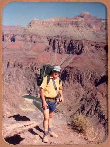 ./photos/pix_dad/dad_overlooking_Colorado_River_in_GC_634x846.jpg