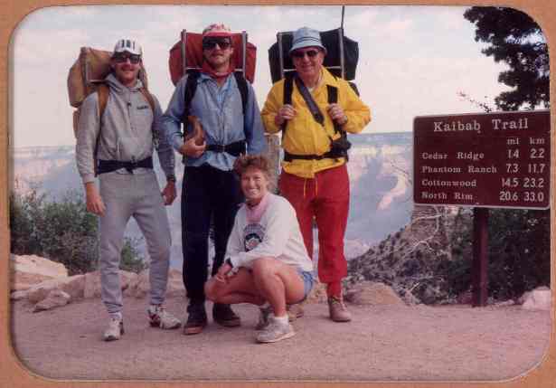 ./photos/pix_dad/tom_greg_dad_pam_at_grand_canyon_860x600.jpg